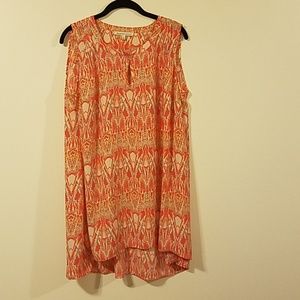 Colorful sleveless keyhole tunic